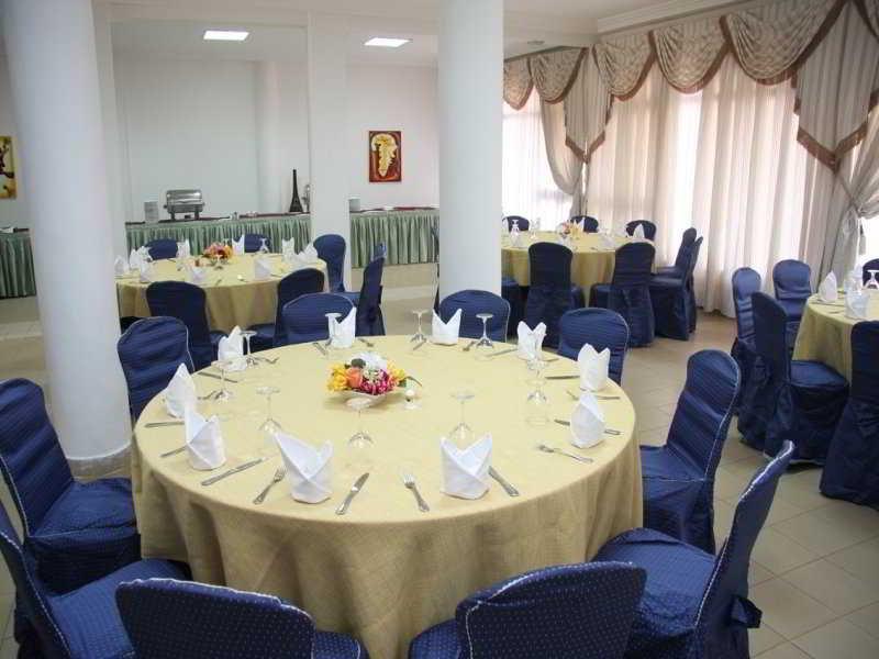Acropole Hotel Cotonou Buitenkant foto