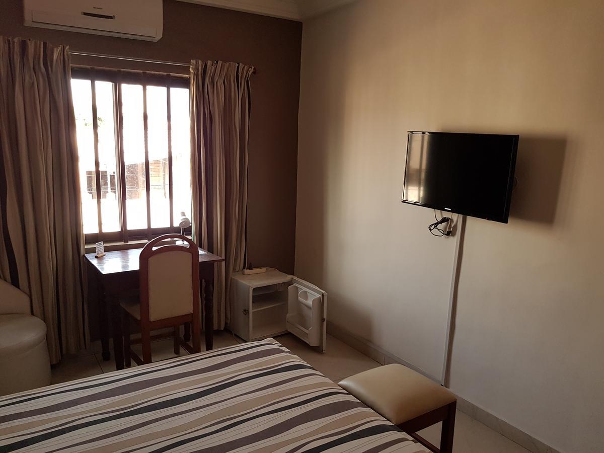 Acropole Hotel Cotonou Buitenkant foto