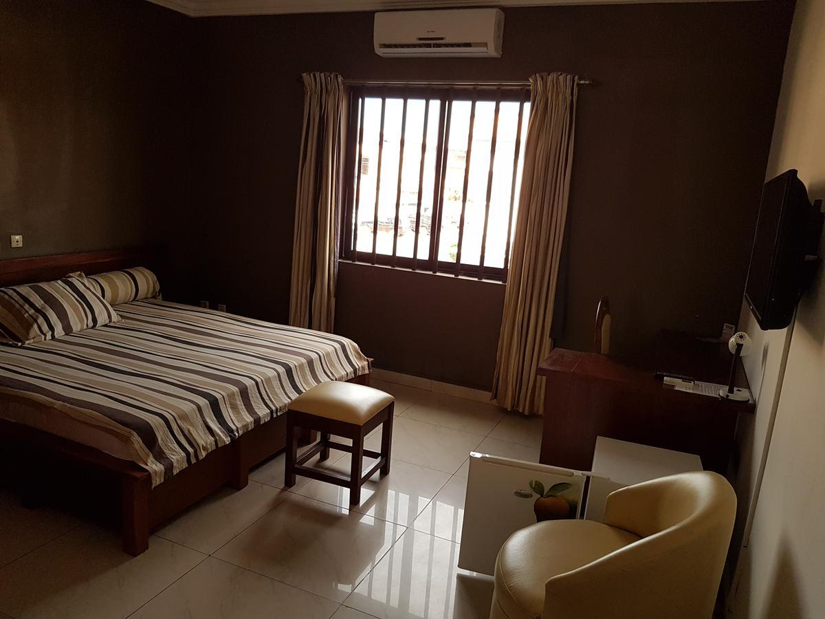 Acropole Hotel Cotonou Buitenkant foto