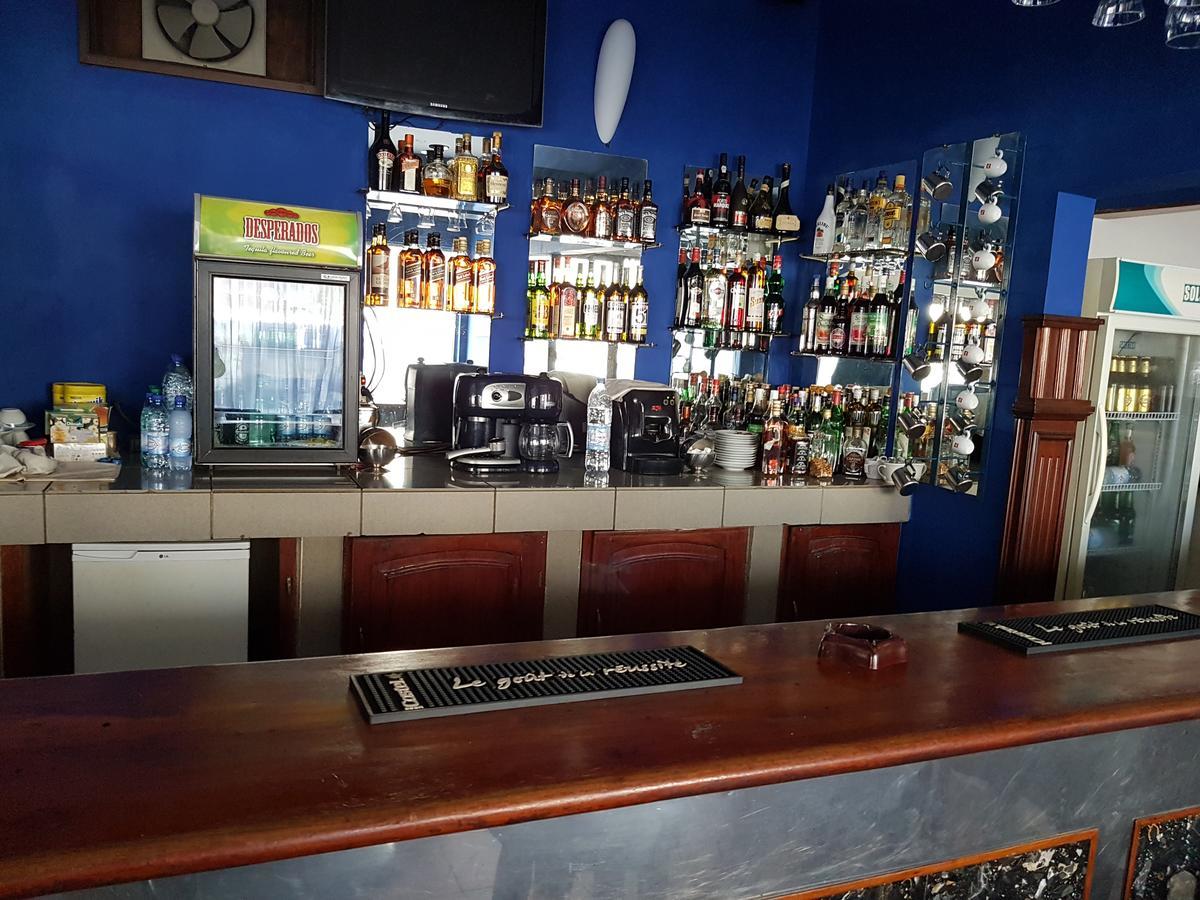 Acropole Hotel Cotonou Buitenkant foto